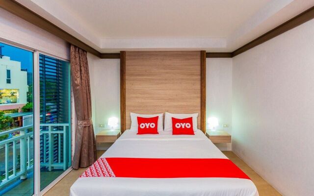 OYO 380 Jomthong Mansion