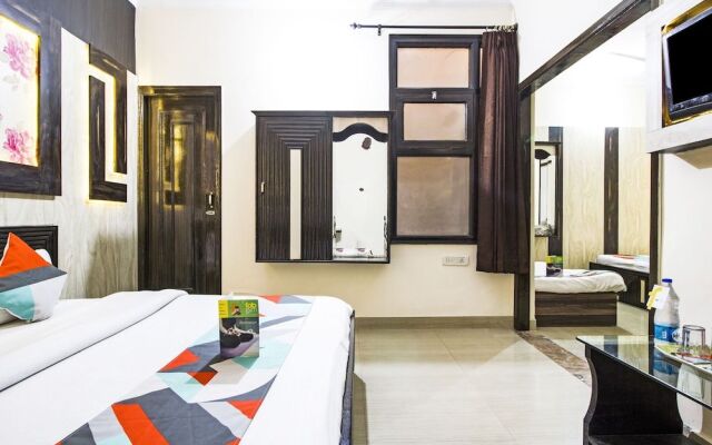 FabExpress Royal Residency Suites