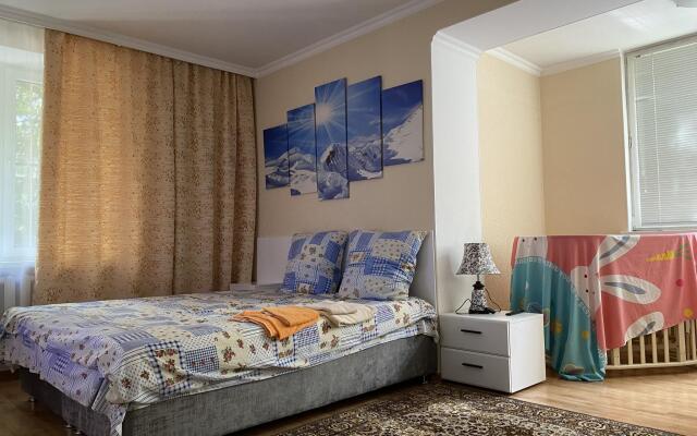 Апартаменты на улице Коллективная 6