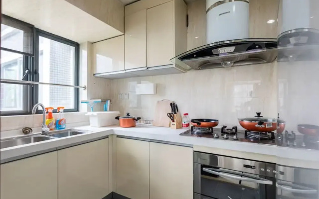 Locals Boutique Apartment Huafa Plaza 6