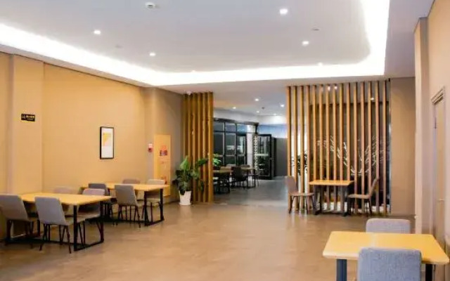 Free Living Hotel