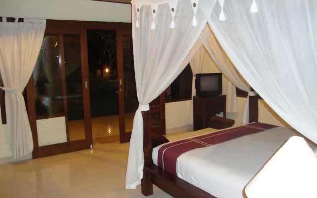 Sri Bungalows – Guest Rooms – Ubud