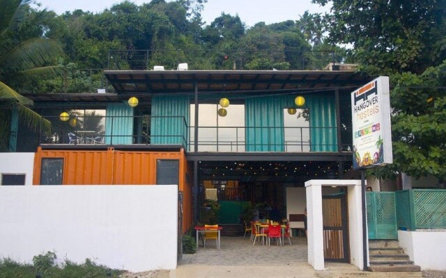 Hangover Hostels at Mirissa