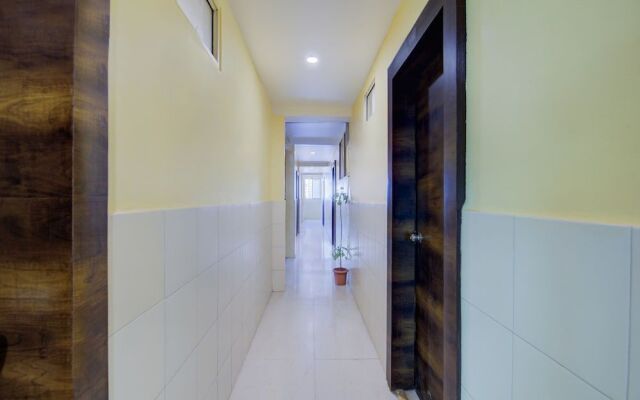 OYO 27822 Amrut Executive