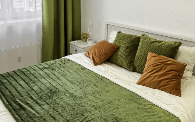 Studio apartment on Dmitry Mendeleev street 2k2