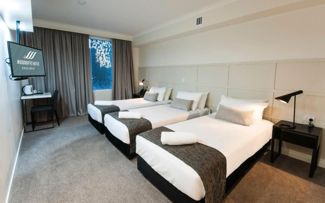 Woodroffe Hotel