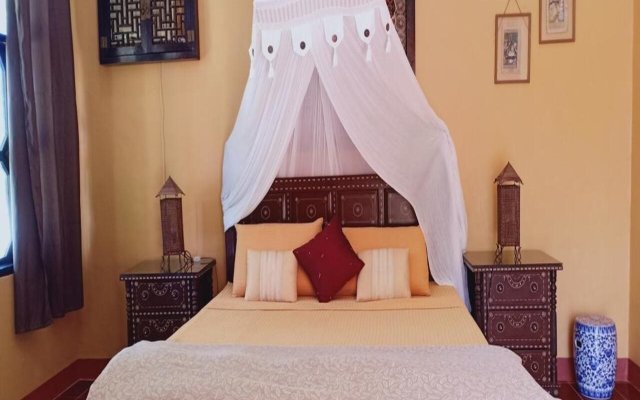 Mangrove Oriental Bed & Breakfast Resort