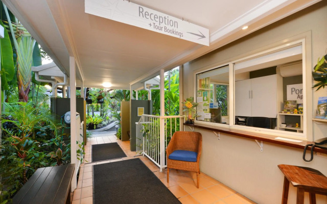 Port Douglas Apartments - Adults Only Oasis