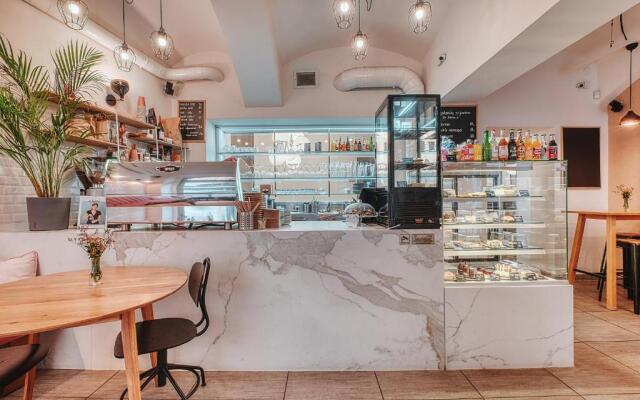 Salvator Superior Apartments