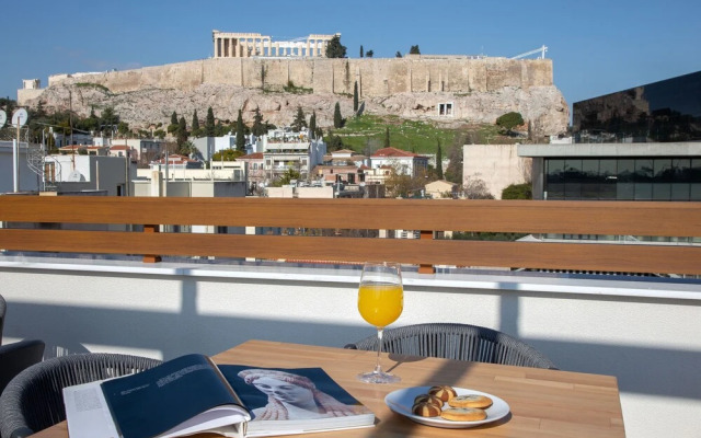 Acropolis Golden Suites by GHH