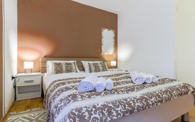 City Center 3 Bedroom Apartment