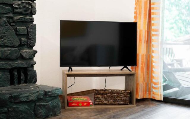 Lovely Oasis on Tunnel Vision Trail