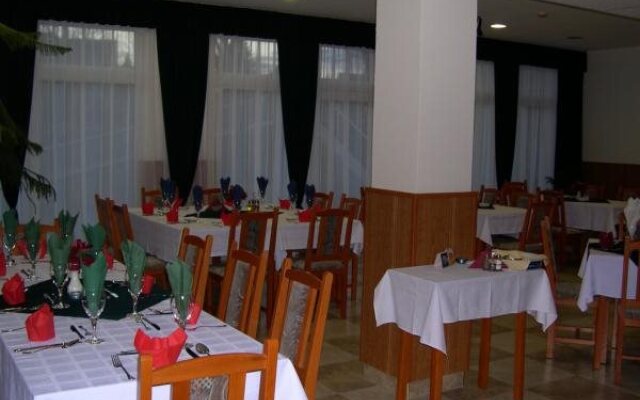 Hotel Pontis