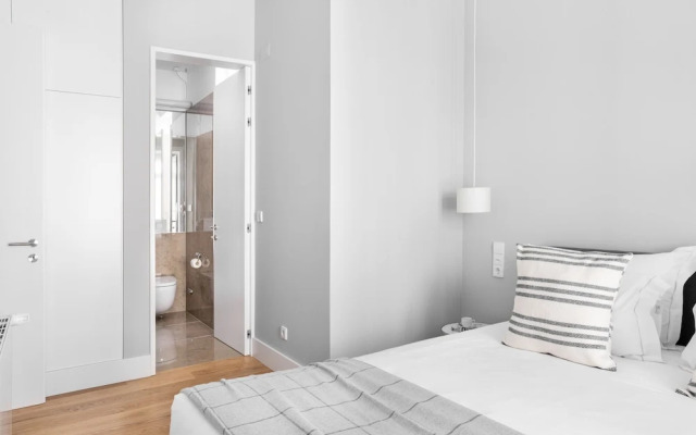 JOIVY Marvelous 3-bed home w/astonishing view&terrace, nearby St George Castle