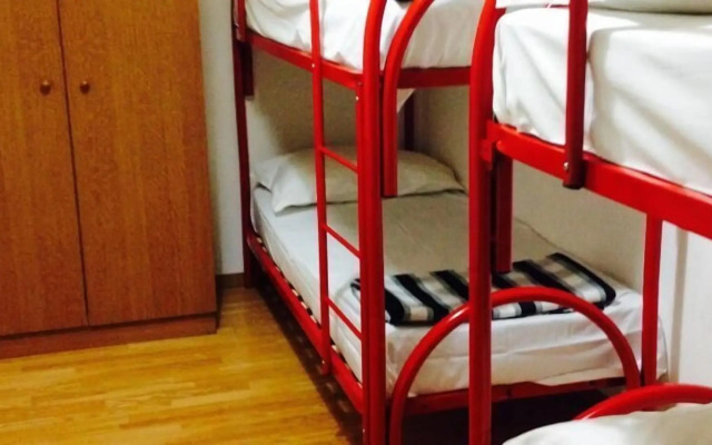 Two Ducks Hostel