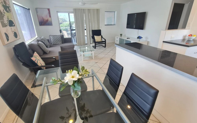 Cranbourne Court Beach Side Apartments