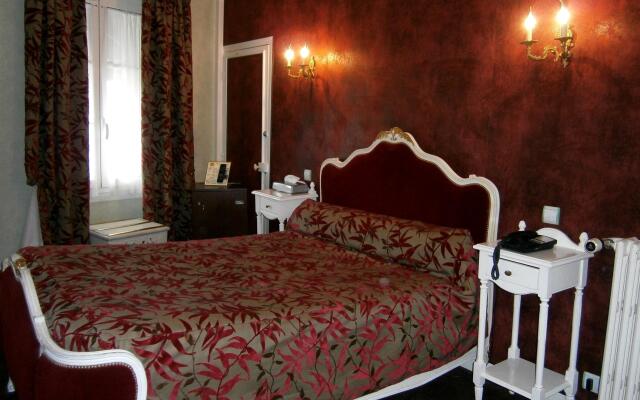 Hostellerie du Grand Sully