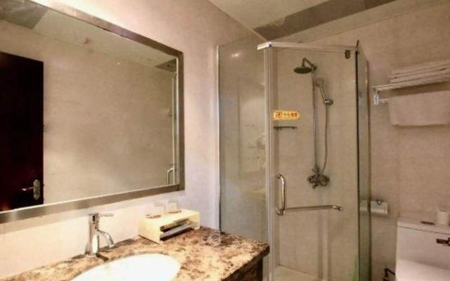 Junyi Chain Hotel (Haiyan Qiyuan Chengbei East Road)