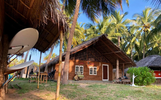 Ruuk Village