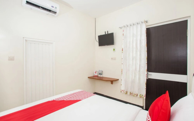 Oyo 1182 Shevin Guest House Syariah