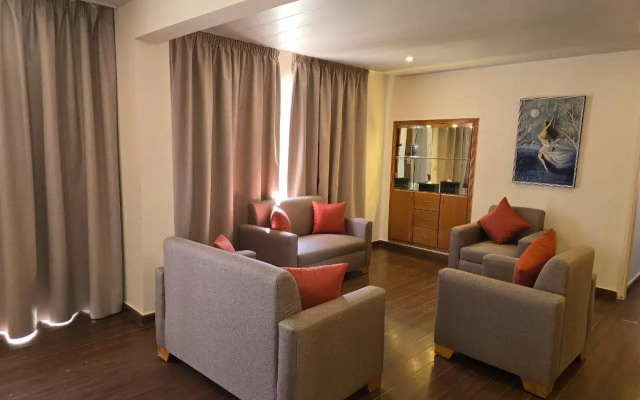 Manara Riva Suites