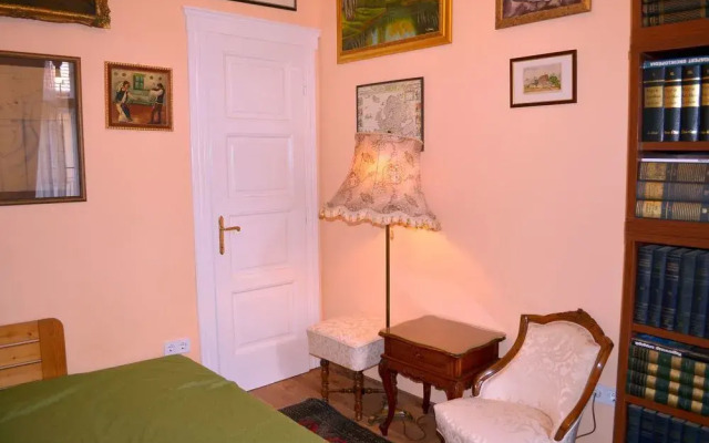 Central Market Apartment