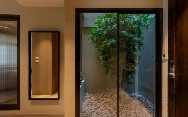 The Spades Private Residence