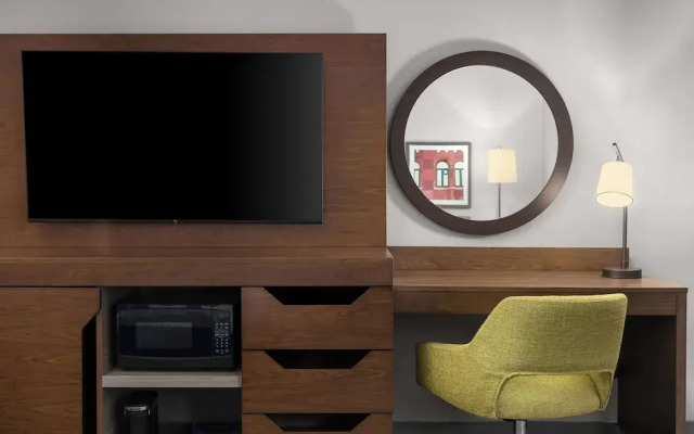 Hampton Inn & Suites Orangeville, On