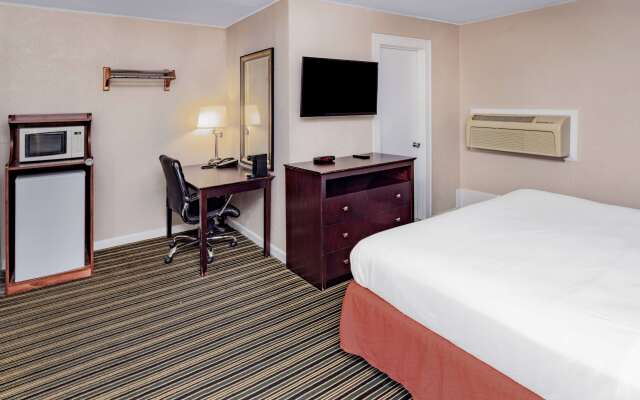 Travelodge by Wyndham Great Barrington Berkshires