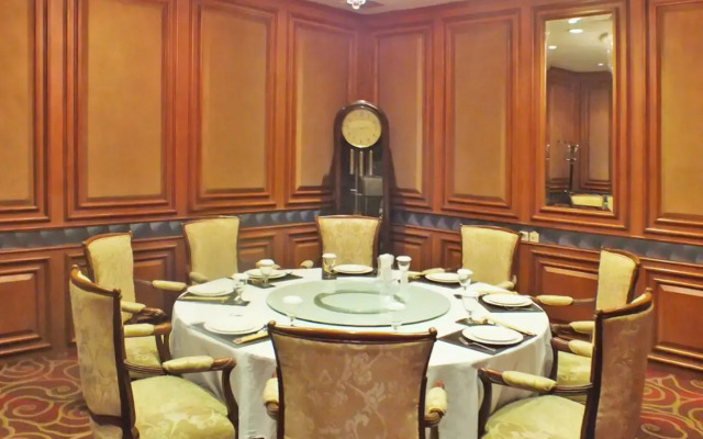 Diamond Hotel Solo