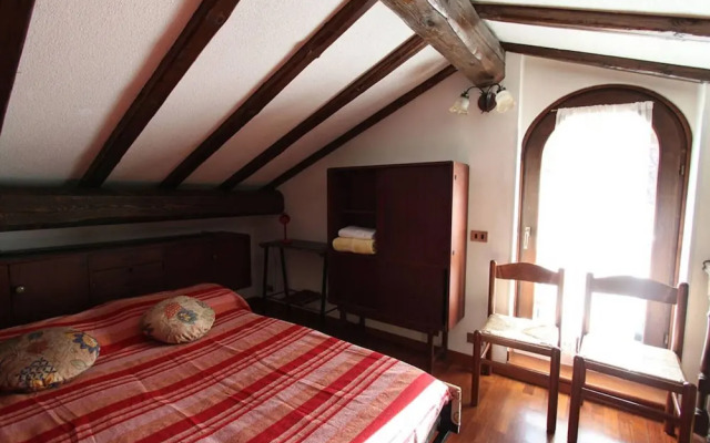 Captivating 4 -bed Apartment in Bellagio Historic