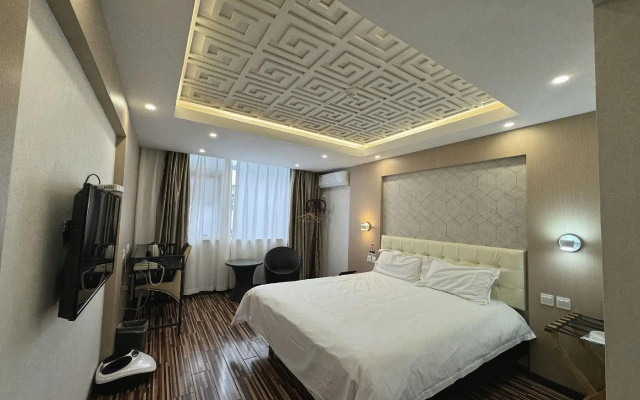 Super 8 Jinan Daminghu East Gate