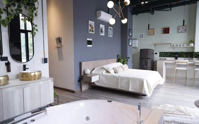 Royal Living Poblado