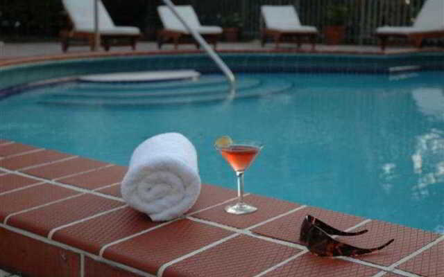 The Carlton South Beach Hotel