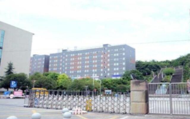 7 Days Inn Mianyang Chuanyin Airport Branch