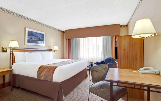 Travelodge by Wyndham Seattle By The Space Needle