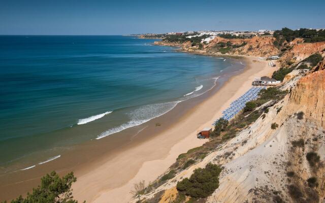 Pine Cliffs Village