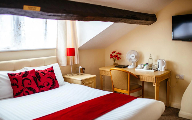 Pymgate Lodge Hotel