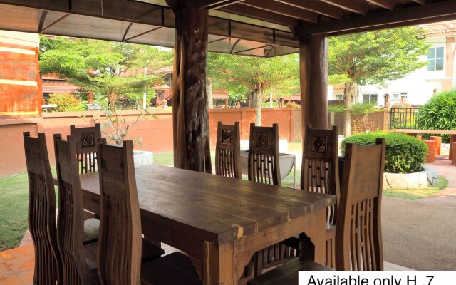 Baan Thai Lanna Pattaya