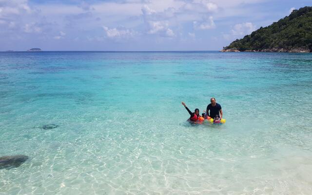 Ombak Dive Resort