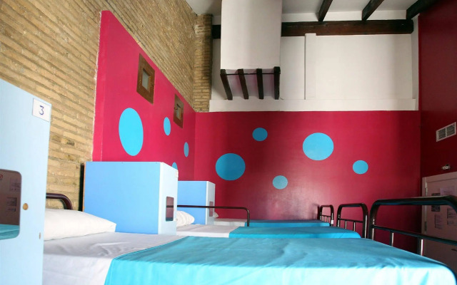 Purple Nest Hostel
