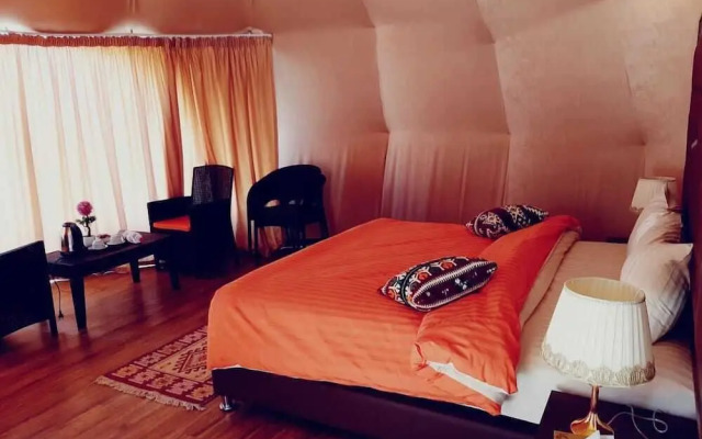 Sharah Luxury Camp