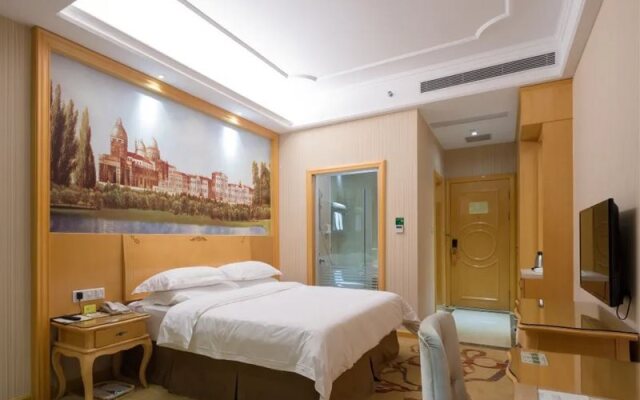 Vienna Hotel Shenzhen Longgang Dayun Center Branch