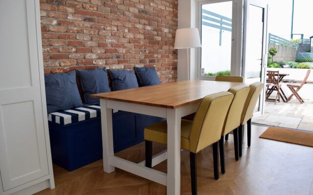 2 Bedroom House Near Dublin City Centre
