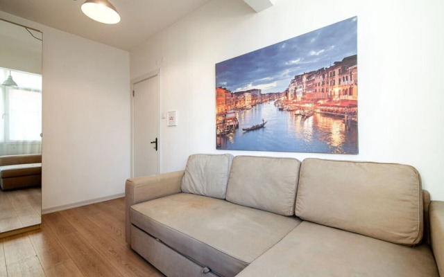 Modern Flat With Central Location in Kadikoy