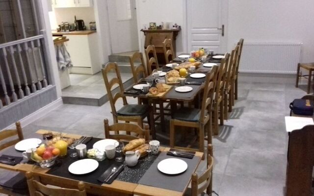 Les Volets Verts Aulnay