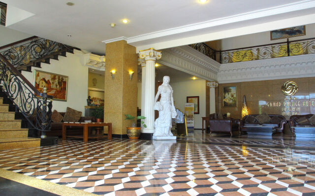 The Grand Palace Hotel Malang