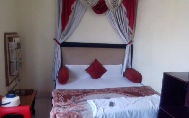 Hotel Geetanjali