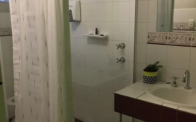 Adelaide City Fringe Serviced Apartments