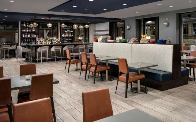 Embassy Suites by Hilton Knoxville Downtown